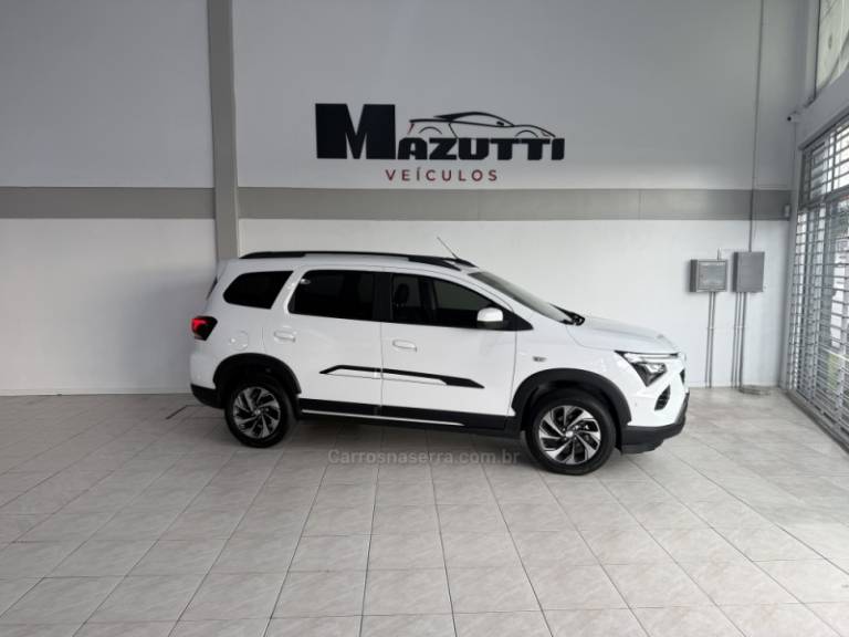 CHEVROLET - SPIN - 2024/2025 - Branca - R$ 138.000,00