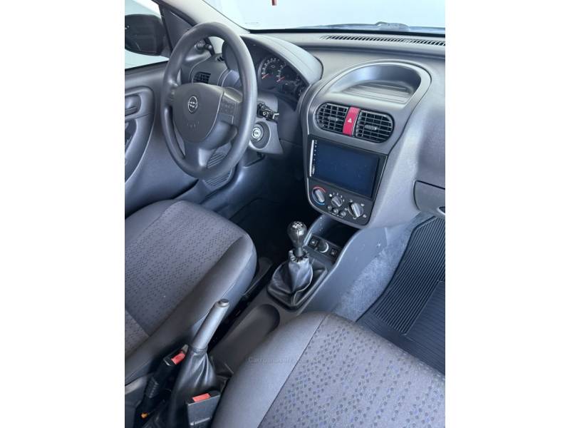 CHEVROLET - CORSA - 2012/2012 - Preta - R$ 35.000,00