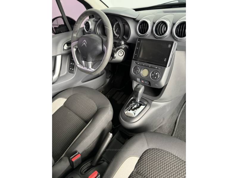 CITROËN - C3 - 2019/2020 - Branca - R$ 68.000,00