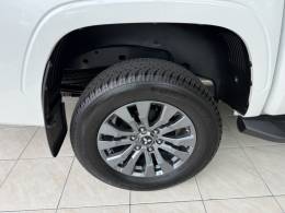 MITSUBISHI - L200 TRITON - 2025/2026 - Branca - R$ 300.000,00