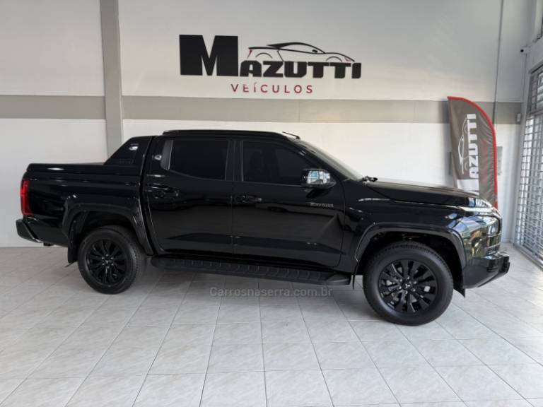 MITSUBISHI - L200 TRITON - 2025/2026 - Preta - R$ 312.000,00