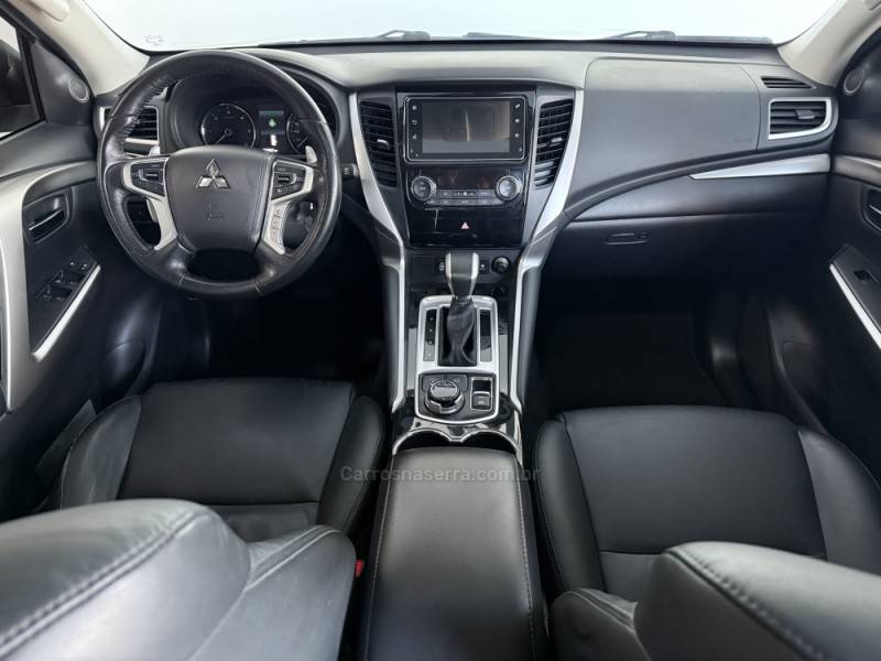 MITSUBISHI - PAJERO SPORT - 2019/2020 - Prata - R$ 220.000,00