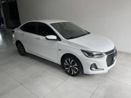 CHEVROLET - ONIX - 2022/2023 - Branca - R$ 92.000,00
