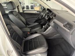 VOLKSWAGEN - TIGUAN - 2019/2019 - Branca - R$ 122.000,00