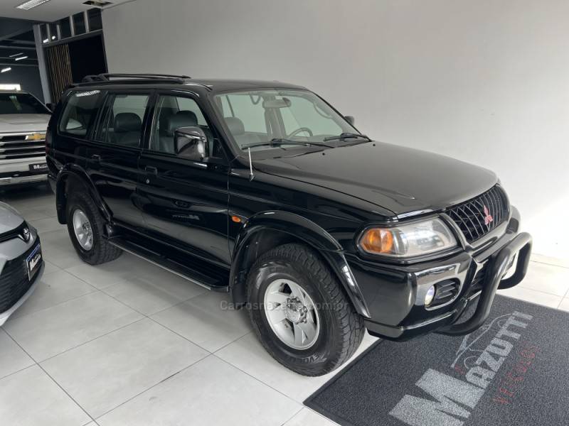 MITSUBISHI - PAJERO SPORT - 2000/2000 - Preta - Sob Consulta