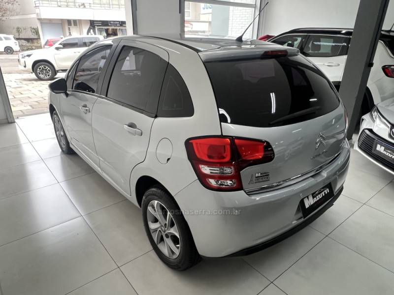 CITROËN - C3 - 2013/2014 - Prata - R$ 38.500,00