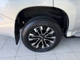 MITSUBISHI - PAJERO SPORT - 2022/2023 - Prata - R$ 295.000,00
