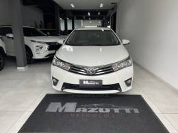 TOYOTA - COROLLA - 2015/2016 - Branca - R$ 82.000,00