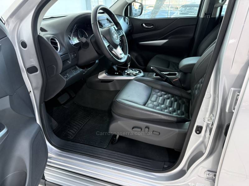 NISSAN - FRONTIER - 2024/2025 - Prata - R$ 232.000,00