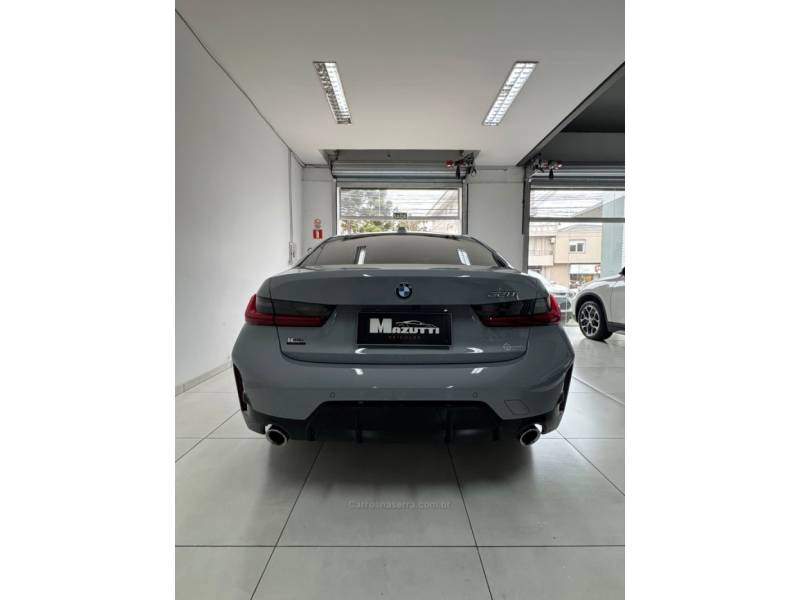 BMW - 320I - 2024/2024 - Cinza - R$ 315.000,00