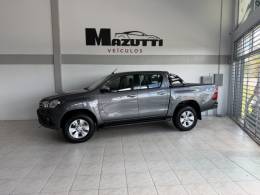TOYOTA - HILUX - 2018/2018 - Cinza - R$ 178.000,00