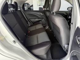 TOYOTA - ETIOS - 2020/2021 - Prata - R$ 79.000,00