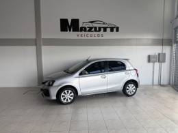 TOYOTA - ETIOS - 2020/2021 - Prata - R$ 79.000,00