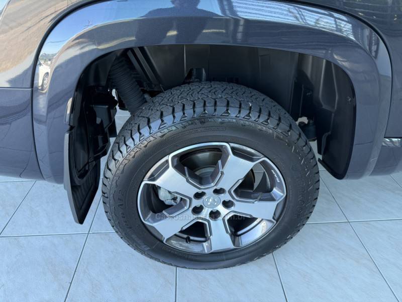 RAM - RAMPAGE - 2023/2024 - Cinza - R$ 210.000,00