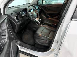 CHEVROLET - TRACKER - 2017/2018 - Branca - R$ 89.000,00