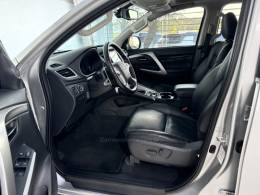 MITSUBISHI - PAJERO SPORT - 2019/2020 - Prata - R$ 220.000,00