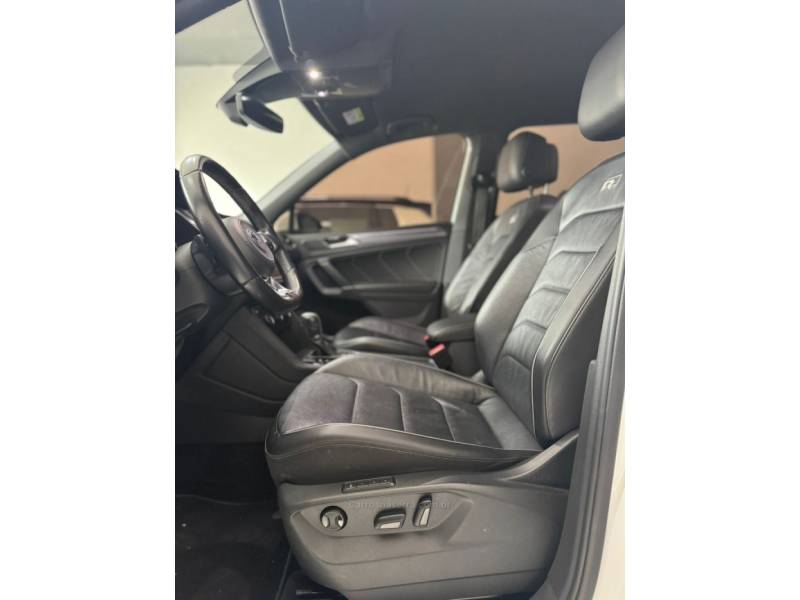 VOLKSWAGEN - TIGUAN - 2018/2018 - Branca - R$ 145.000,00