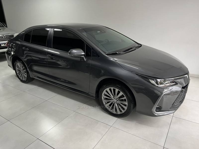 TOYOTA - COROLLA - 2024/2024 - Cinza - R$ 150.000,00