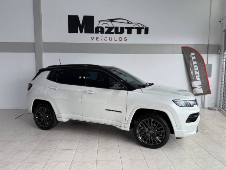JEEP - COMPASS - 2023/2024 - Branca - R$ 182.000,00